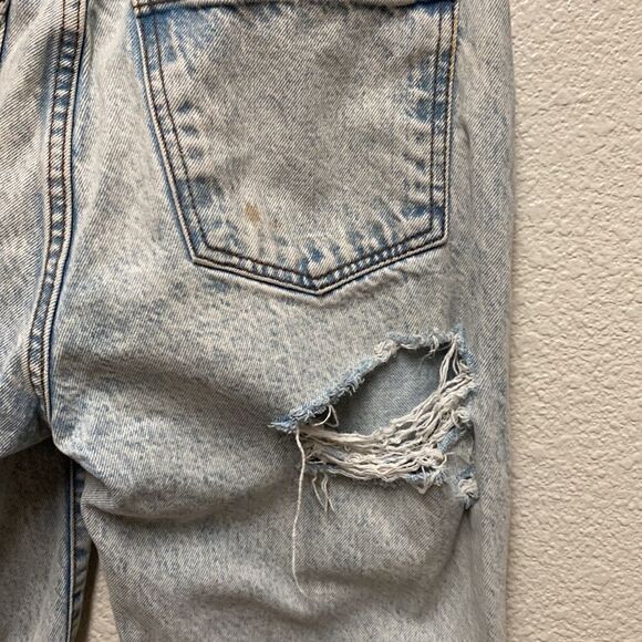 Revice Distressed Straight Leg Button Fly Jeans Size 28 - Picture 7 of 9